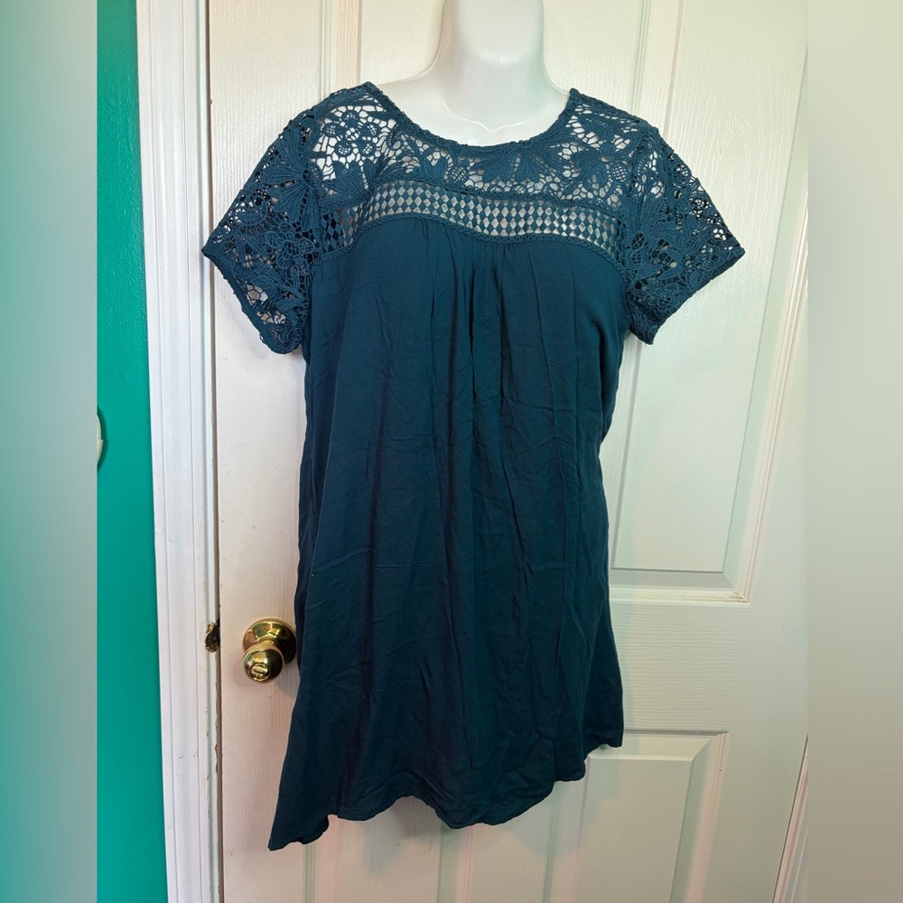 Trixxi Blue Lace Sheath Dress Crochet Accent Short Cap Sleeve Round Neck M